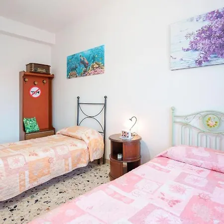 Gasthuis -wifi Air Conditioning Fridge Smart Tv Cagliari